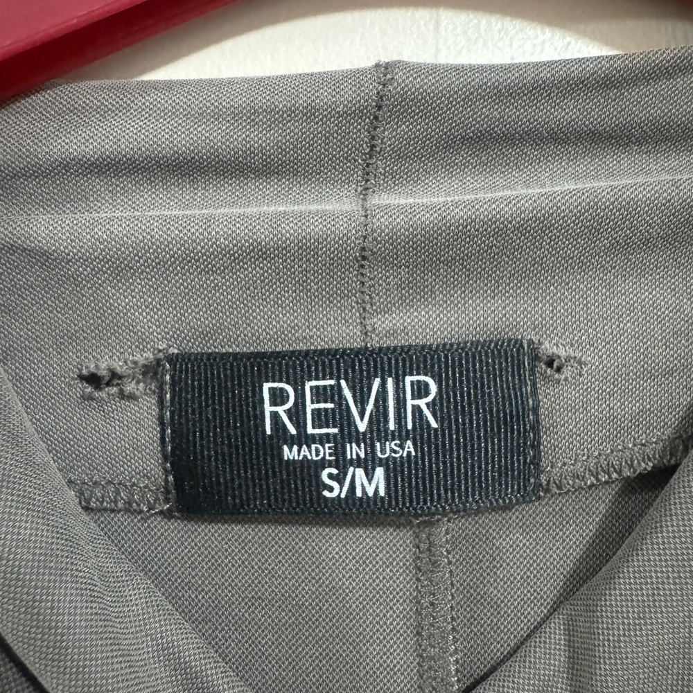 Grey REVIR Made In Michigan Women's Top Size S/M - Picture 3 of 3